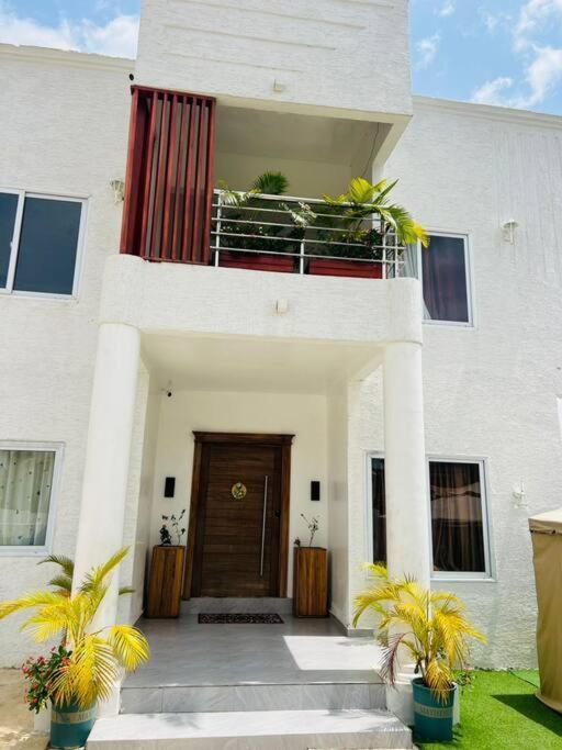 Dona'S Residence Kumasi Exterior photo